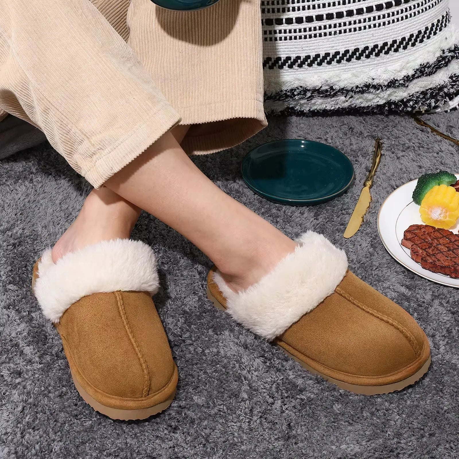 Caitlyn | Women’s Plush Fur Indoor Slippers