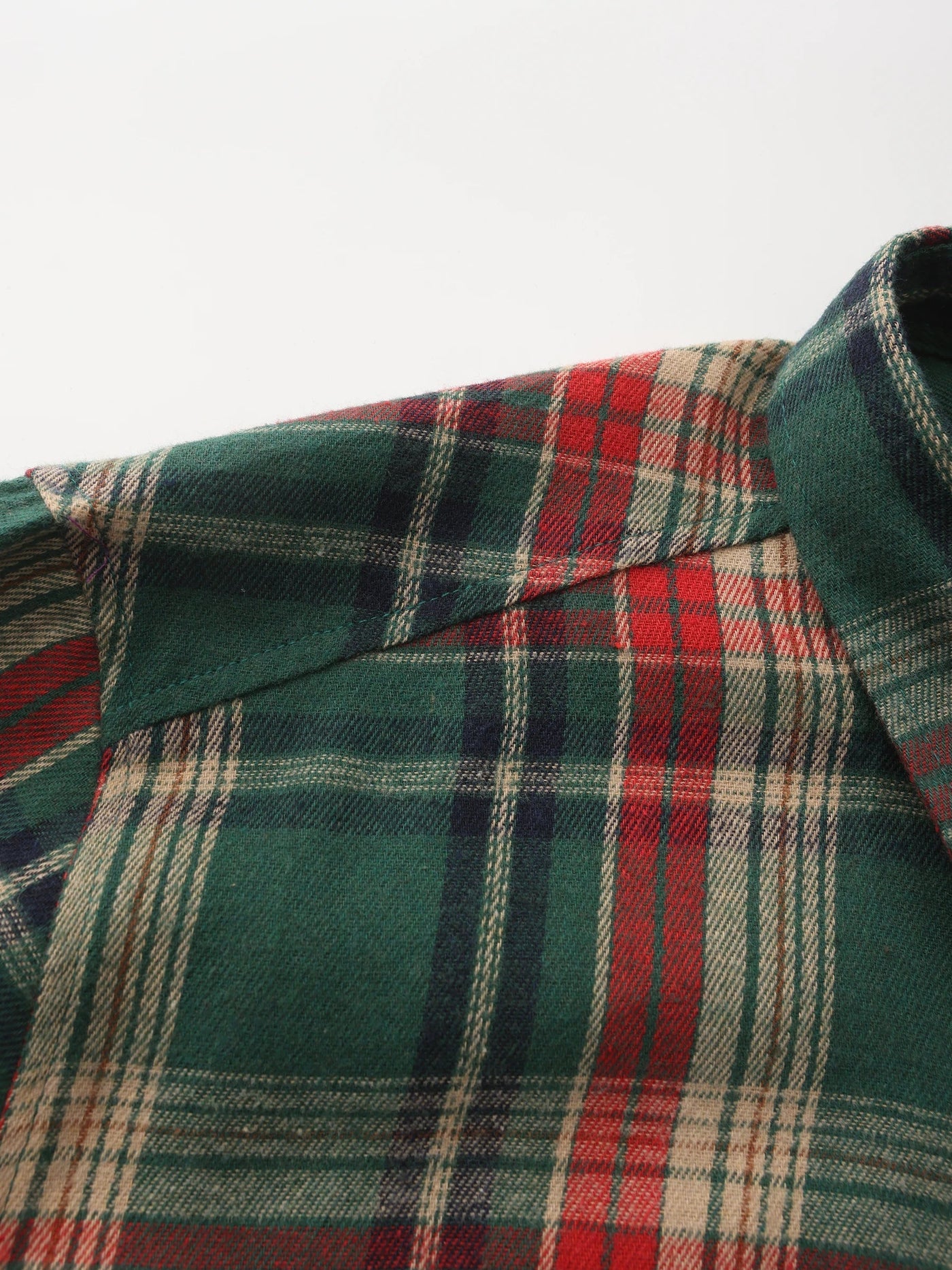 Evan | Men's Winter Plaid Button-Up Shirt